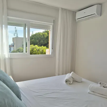 Апартаменти Palmeras With Sea Views