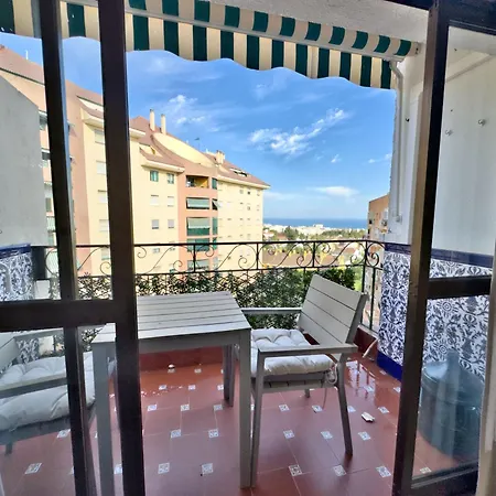 Palmeras With Sea Views Апартаменти *
